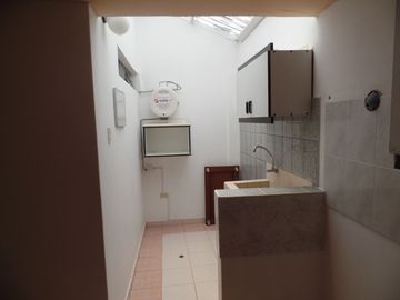 ¡¡Vendo Casa!! 2do, 3er piso y Aires - Bellavista Callao