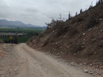 SE VENDE TERRENO LADERA DE CERRO LA BATALLA ,CALERA DE TANGO DE 5.500 M2 EN 1.000  UF