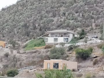 SE VENDE TERRENO LADERA DE CERRO LA BATALLA ,CALERA DE TANGO DE 5.500 M2 EN 1.000  UF