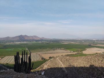 SE VENDE TERRENO LADERA DE CERRO LA BATALLA ,CALERA DE TANGO DE 5.500 M2 EN 1.000  UF