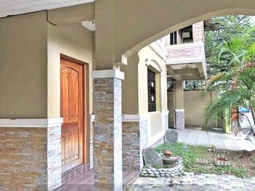 PRE-OWNED HOUSE AND LOT INSIDE CITTA ITALIA SUBDIVISION - MOLINO BOULEVARD, BACOOR, CAVITE NEAR WALTERMART BACOOR - WILCON DEPOT - PASEO DE BACOOR - B