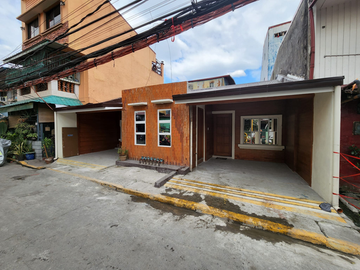 3BR Bungalow Type House, Duplex Apartment For Sale in Sta. Ana Manila