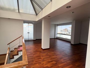 💥EN VENTA O ALQUILER! HERMOSO PENTHOUSE💥