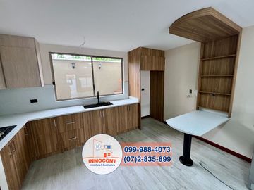 MODERNA CASA DE VENTA DENTRO DE CONDOMINIO, Sector Balzay C1343