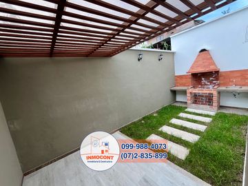 MODERNA CASA DE VENTA DENTRO DE CONDOMINIO, Sector Balzay C1343