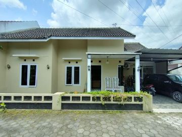 DIJUAL CEPAT RUMAH SIAP HUNI DI PLEMBURAN DEKAT UGM