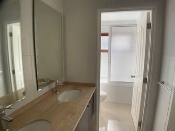 Casa Nueva Impecable En Condominio Mantagua