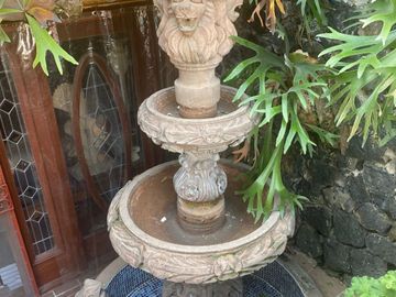 VENDO CASA EN CUERNAVACA, GRAN UBICACIÓN (DELICIAS), USO DE SUELO MIXTO.