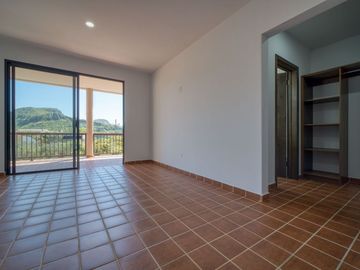 Casa con hermosa vista al oceano a unos minutos de Playa La Mision, Ensenada