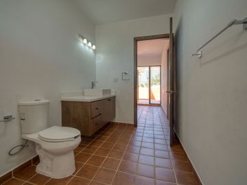 Casa con hermosa vista al oceano a unos minutos de Playa La Mision, Ensenada