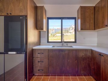 Casa con hermosa vista al oceano a unos minutos de Playa La Mision, Ensenada