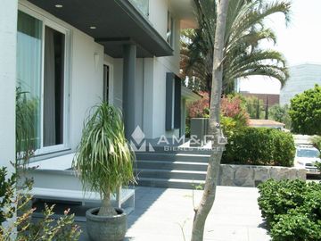 RESIDENCIA EN VENTA SAN BERNARDO ZONA ANDARES $ 31´850,000.00