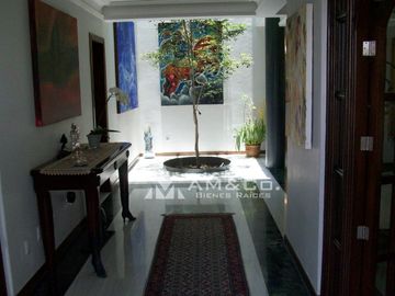 RESIDENCIA EN VENTA SAN BERNARDO ZONA ANDARES $ 31´850,000.00