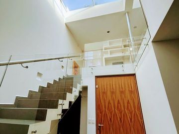 CASA EN VENTA EN HACIENDA SAN ÁNGEL - Cuatro habitaciones - Zona Sureste - León Gto