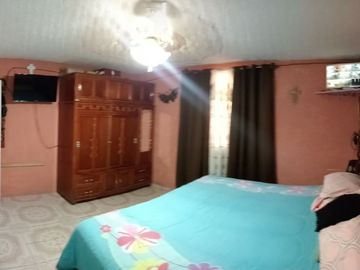 CASA EN VENTA LA HACIENDA 1A ETAPA - SALIDA A QUIROGA
