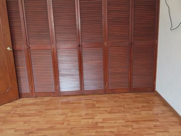 Excelente oportunidad, linda casa amplios espacios en Toluca