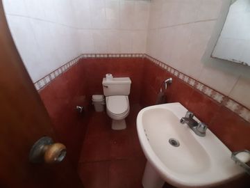 PRECIO DE OCASIÓN... Casa con Piscina en Miraflores