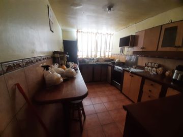 PRECIO DE OCASIÓN... Casa con Piscina en Miraflores