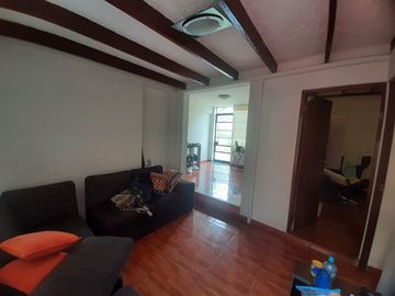 PRECIO DE OCASIÓN... Casa con Piscina en Miraflores