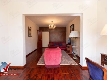 VENTA DE CASA REMODELADA EN SAN ISIDRO CERCA AL PARQUE EL OLIVAR