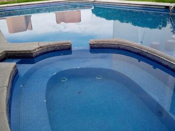 Venta casa en Cuernavaca zona residencial Lomas de Ahuatlán