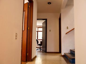 Casa residencial en venta, Fraccionamiento Real del Monte, zona plaza Galerías Serdán, Puebla, Pue.