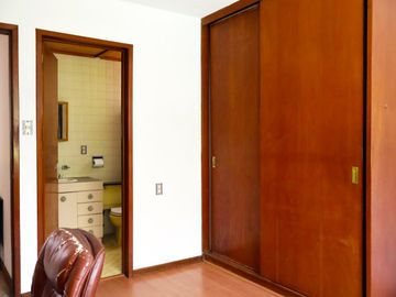 Casa residencial en venta, Fraccionamiento Real del Monte, zona plaza Galerías Serdán, Puebla, Pue.