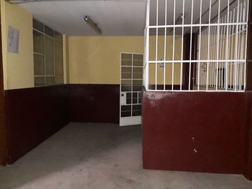 VENDO TERRENO COMERCIAL EN JIRON CHOTA -  CERCADO DE LIMA