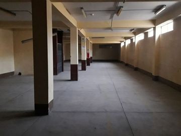 VENDO TERRENO COMERCIAL EN JIRON CHOTA -  CERCADO DE LIMA
