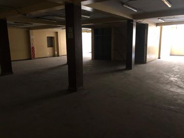 VENDO TERRENO COMERCIAL EN JIRON CHOTA -  CERCADO DE LIMA