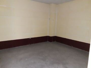 VENDO TERRENO COMERCIAL EN JIRON CHOTA -  CERCADO DE LIMA