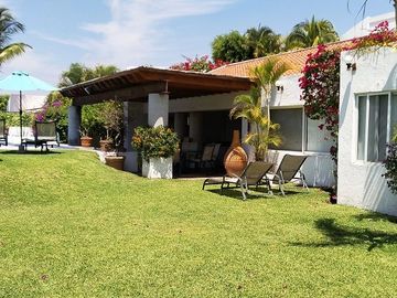 CASA SOLA EN VENTA