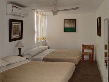 CASA SOLA EN VENTA