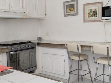CASA SOLA EN VENTA