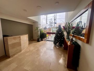 VENTA DPTO FLAT MALECON CISNEROS MIRAFLORES 162.38 M2