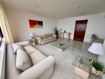 VENTA DPTO FLAT MALECON CISNEROS MIRAFLORES 162.38 M2