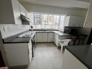 VENTA DPTO FLAT MALECON CISNEROS MIRAFLORES 162.38 M2