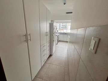 VENTA DPTO FLAT MALECON CISNEROS MIRAFLORES 162.38 M2