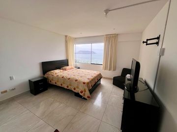VENTA DPTO FLAT MALECON CISNEROS MIRAFLORES 162.38 M2