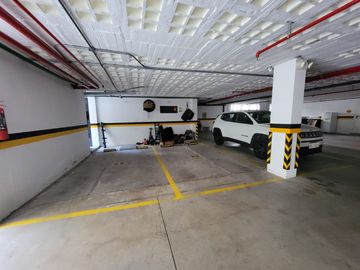 Departamento en Venta de 200 Metros en el sector de Cumbaya, Colegio Alemán