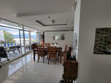 Departamento en Venta de 200 Metros en el sector de Cumbaya, Colegio Alemán