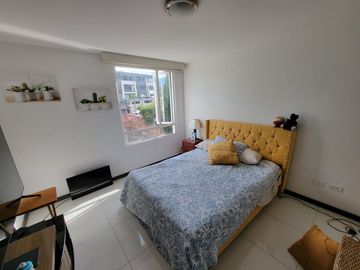 Departamento en Venta de 200 Metros en el sector de Cumbaya, Colegio Alemán