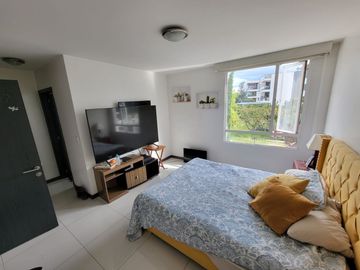 Departamento en Venta de 200 Metros en el sector de Cumbaya, Colegio Alemán