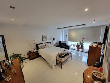 Departamento en Venta de 200 Metros en el sector de Cumbaya, Colegio Alemán