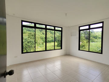 TWO STOREY BRAND NEW SINGLE HOUSE & LOT FOR SALE in Sun Valley Subdivision Antipolo City. ** 2 Storey with Basement Lanai **