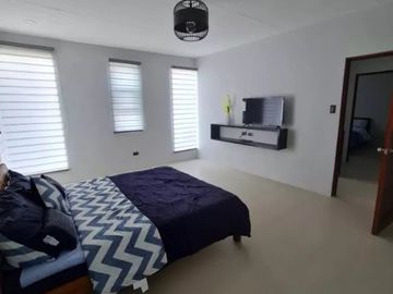 Fully Furnished. Tagaytay 3 Story Duplex House for Sale with Pool.