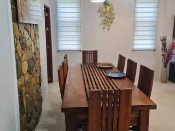 Fully Furnished. Tagaytay 3 Story Duplex House for Sale with Pool.