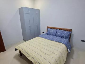 Fully Furnished. Tagaytay 3 Story Duplex House for Sale with Pool.
