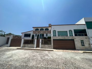 Casa Residencial Villa Satélite Calera