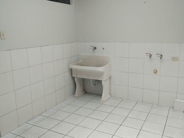 VENDO DEPARTAMENTO 1ER PISO JIRON LAS HIGUERAS 270 URB.RESIDENCIAL MONTERRICO LA MOLINA